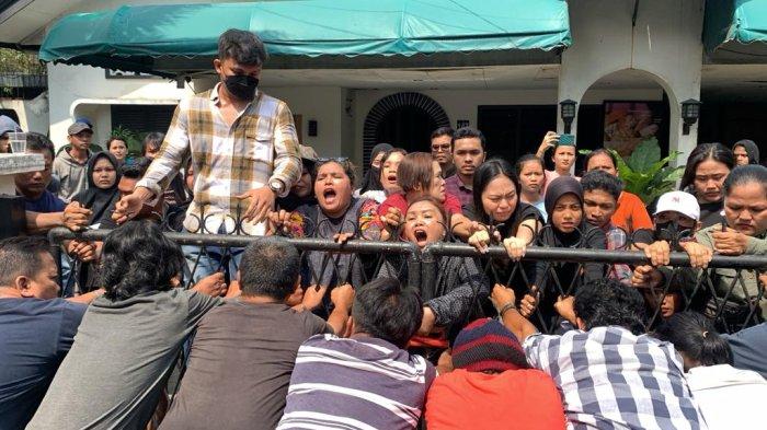 Berujung Ricuh, Eksekusi Rumah Warga di Medan Berujung Pada Adu Mulut Antara Penyita dan Warga