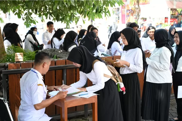 Pemerintah Buka Kesempatan Baru bagi Pelamar CPNS 2025: Persiapkan 7 Dokumen Penting untuk Menghindari Kesalahan