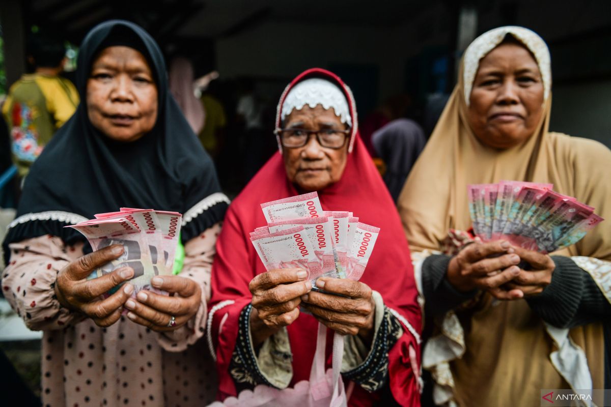 Bansos PKH 2025 Segera Cair, Ini Jadwal Pencairannya dan Cara Cek Penerima