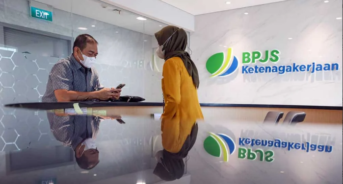 ‘Bom Waktu’ Tekor Jaminan Pensiun BPJS Ketenagakerjaan Rp275 Triliun, Iuran Mendesak Naik jadi 8%?