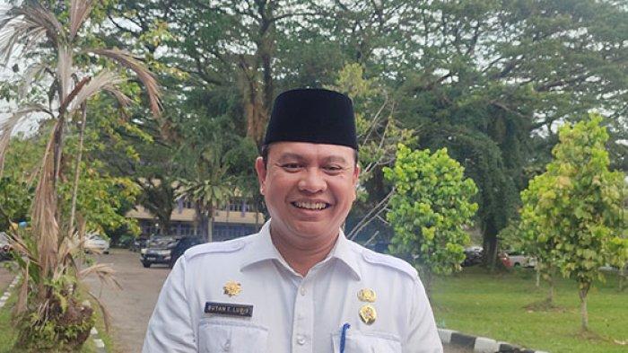 Opsen Pajak Kendaraan Bermotor (PKN) dan opsen bea belik nama kendaraan bermotor (BBNKN) senilai Rp784.16 Miliar yang terdiri dari Rp.440,5 Miliar dari Opsen PKN dan Rp. 343.66 Miliar dari Opsen BBNKN. Hal tersebut diungkapkan Kepala Bapenda Kota Medan Sutan Tolang Lubis, Minggu (2/2/2025).