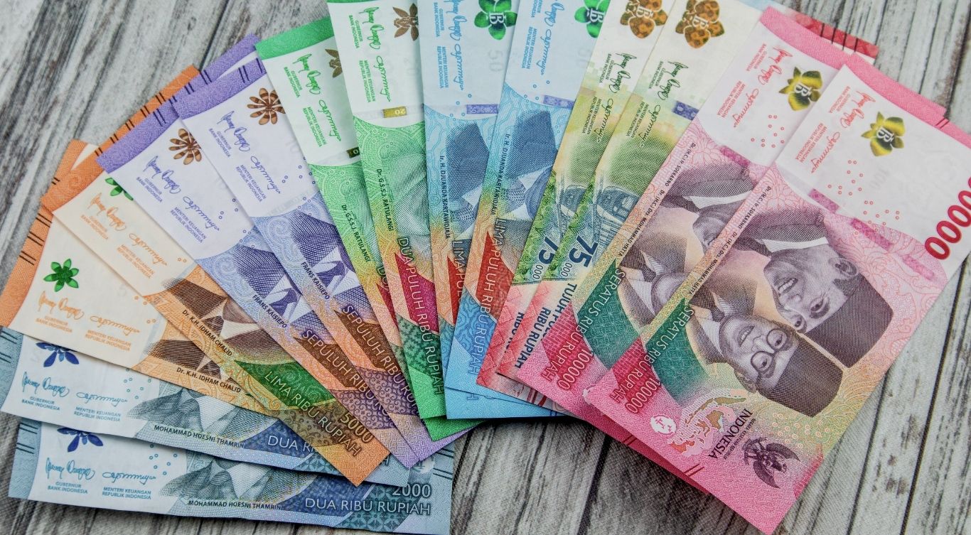 Begini Cara Tarik Uang Pecahan Rp10.000 dan Rp20.000 di ATM Buat THR Lebaran