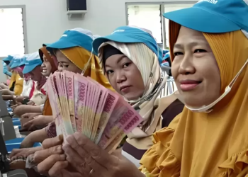 Cek Rekening Hari Ini, BSU Pekerja dan Guru Honorer Rp600 Ribu Mulai Cair, Ada 2 Cara Cek Penerima