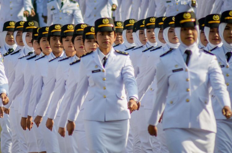 5 Sekolah Kedinasan ini Cocok untuk Kamu yang Tinggi Badan Kurang dan Mata Minus