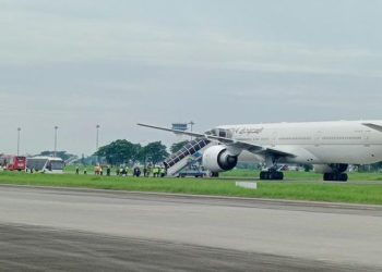 Pesawat Jamaah Haji Kloter Depok Mendarat Darurat di Medan karena Ancaman Bom