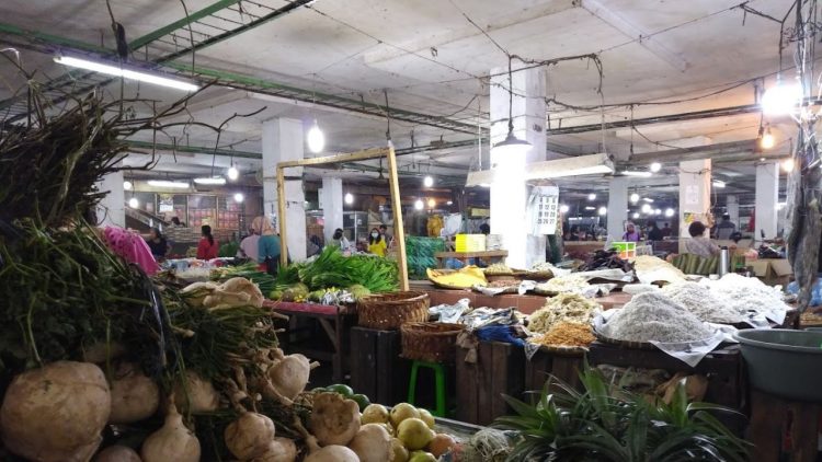 Pasar Tradisional di Medan yang Menjual Aneka Makanan Lokal