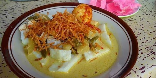 Rute Wisata Sehari di Medan: Jelajahi Kuliner dan Sejarah Kota