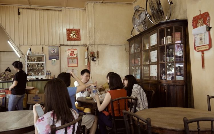 Tempat Makan Legendaris di Medan yang Bertahan Puluhan Tahun