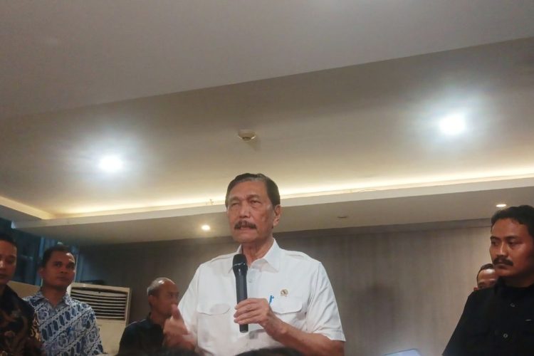 Program Bansos Digital Dimulai 2026, Luhut: Bisa Tekan Praktik Korupsi