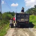Warga Paya Gambar Batang Kuis Perbaiki Jalan Gunakan Dana Sendiri