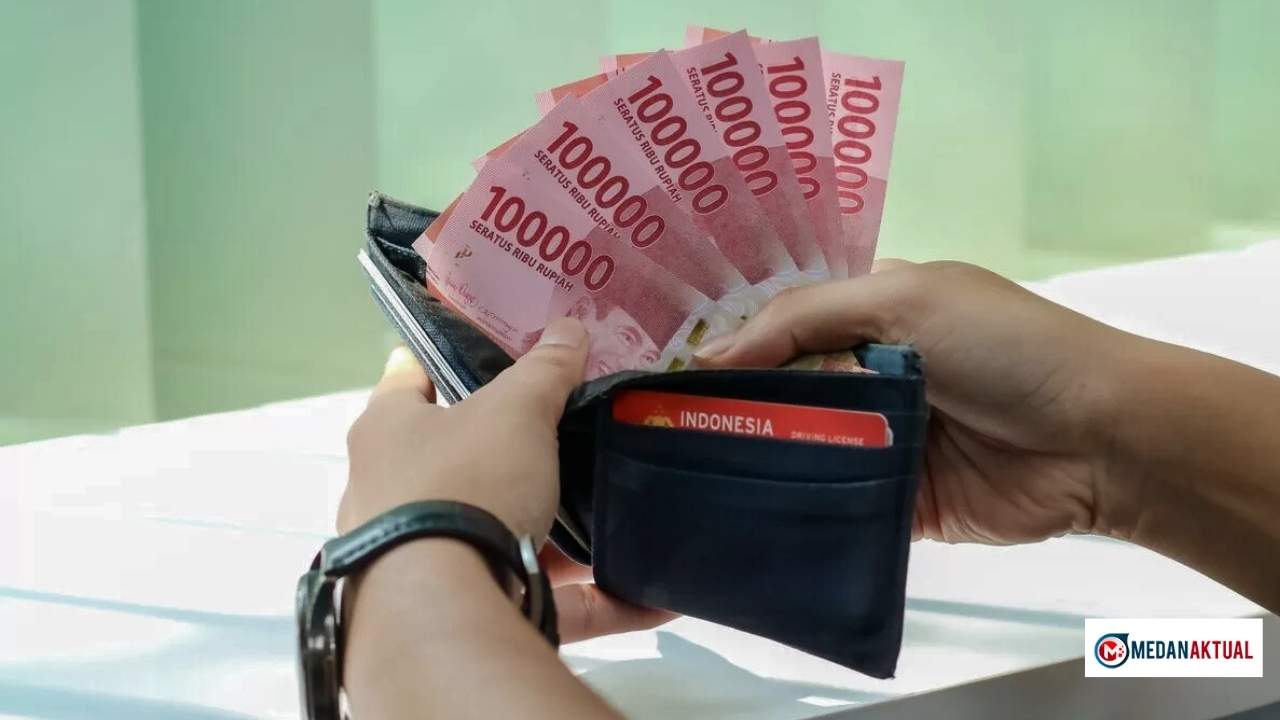 BLT Rp900 Ribu Cair Hari Ini: Ini Cara Penyaluran dan Daftar Kelompok Penerima