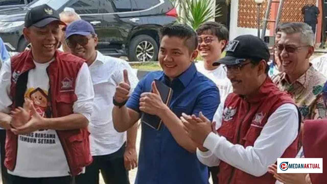 Mensos Gus Ipul Percayakan Peran Strategis PKH kepada Seskab Teddy