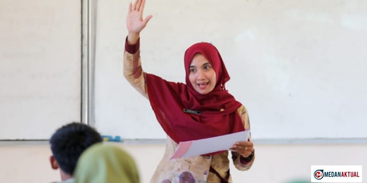 Kemendikdasmen Siapkan Inovasi Pembelajaran Bahasa Inggris untuk Guru Indonesia