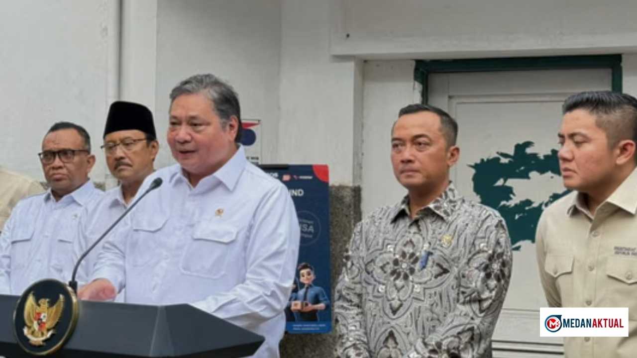 Target Baru Pemerintah: 35 Juta Keluarga Masuk Daftar KPMTarget Baru Pemerintah: 35 Juta Keluarga Masuk Daftar KPM