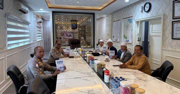 Buku “Etika di Jalan Raya”: Langkah Monumental Membangun Kesadaran Hukum