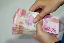 Penyaluran Bansos KPM: Seskab Pastikan Prosesnya Lancar