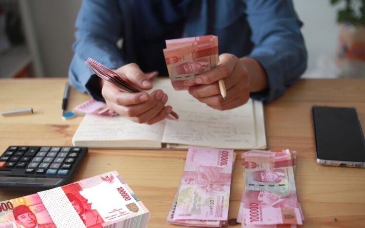 Bantuan BLT Rp900 Ribu Cair Desember 2025, Cek Penerima Disini