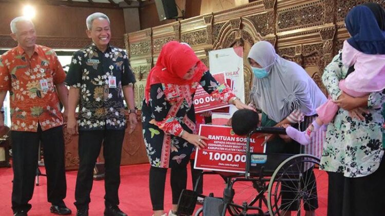 Bantuan Sosial Desember 2025 Untuk Lansia Dan Disabilitas