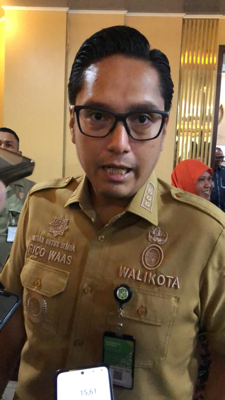 Tak Mau Kerja Dua Kali, Wali kota Medan Lanjutkan Relokasi Kabel Udara hingga 2026