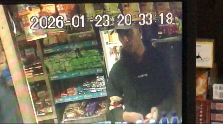 Modus Pembeli, Becak Barang Pemilik Grosir Raib