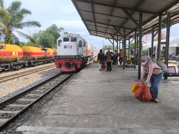 Libur Panjang, KAI Sumut Tambah Puluhan Ribu Kursi